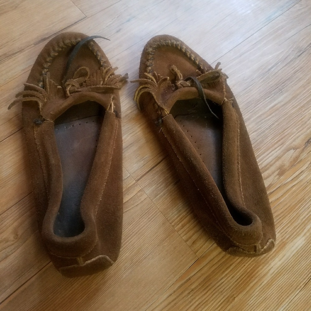 Minnetonka moccasin slippers